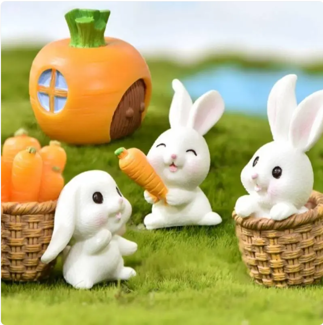 Mini resin animal figurines